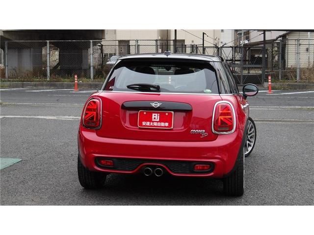 BMW MINI COOPER SD 5DOOR 2019 Image 31