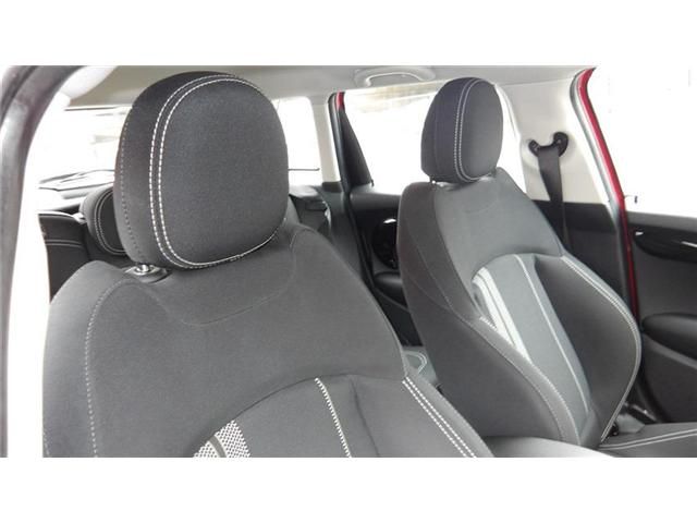 BMW MINI COOPER SD 5DOOR 2019 Image 31