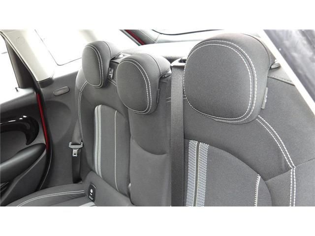 BMW MINI COOPER SD 5DOOR 2019 Image 31