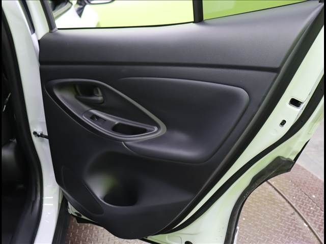 TOYOTA YARIS CROSS HYBRID 2024 Image 31