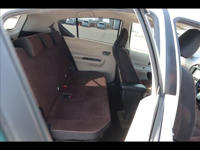 TOYOTA AQUA 2012 Image 31