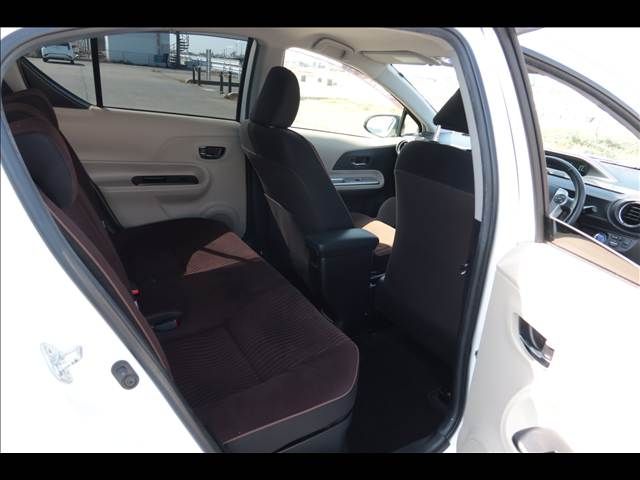 TOYOTA AQUA 2012 Image 31