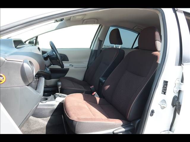 TOYOTA AQUA 2012 Image 31