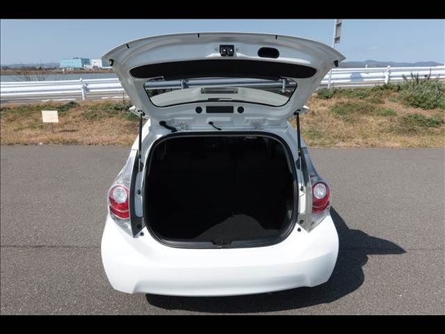 TOYOTA AQUA 2012 Image 31