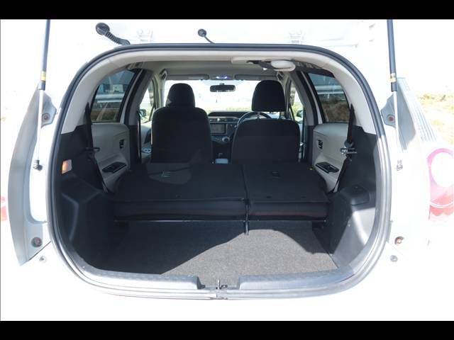 TOYOTA AQUA 2012 Image 31