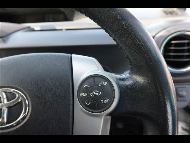 TOYOTA AQUA 2012 Image 31