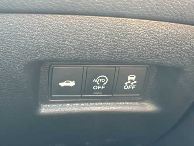 NISSAN SKYLINE 2017 Image 31