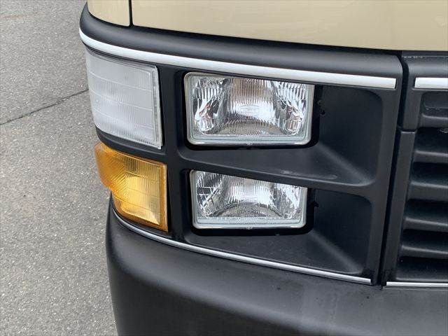 TOYOTA REGIUSACE VAN 2WD 2014 Image 31