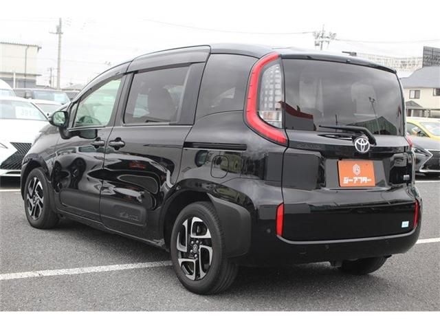 TOYOTA SIENTA HYBRID 2022 Image 31