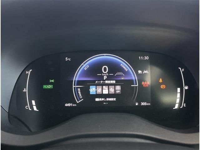 TOYOTA YARIS CROSS HYBRID 2025 Image 31