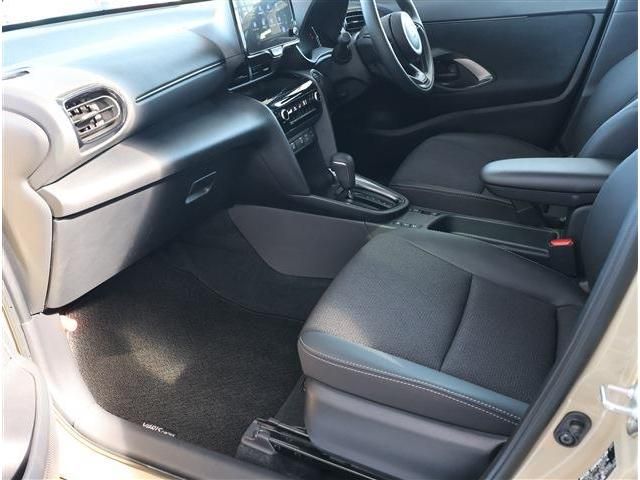 TOYOTA YARIS CROSS HYBRID 2025 Image 31