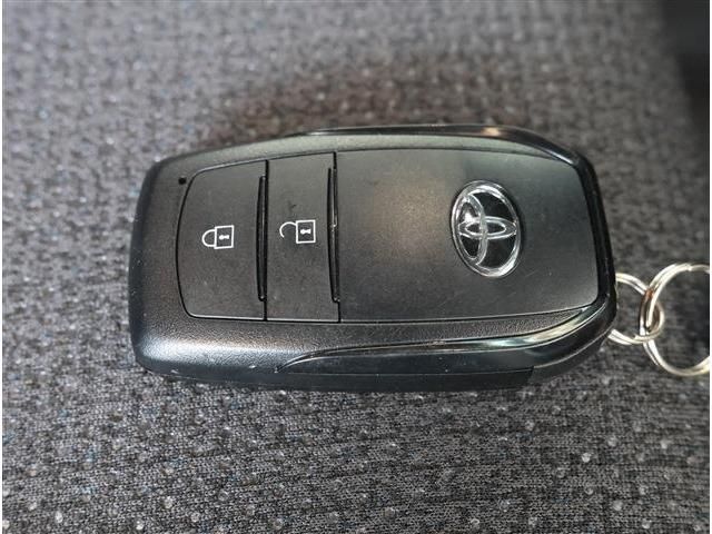 TOYOTA YARIS CROSS HYBRID 2025 Image 31