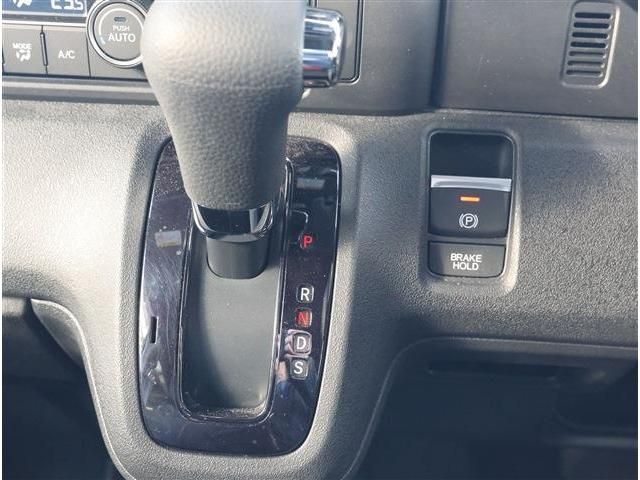 HONDA N BOX CUSTOM 2023 Image 31