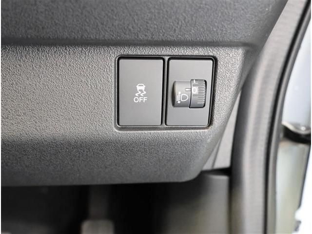 HONDA N BOX CUSTOM 2023 Image 31