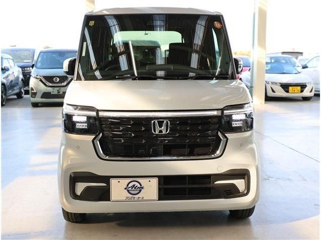 HONDA N BOX CUSTOM 2023 Image 31