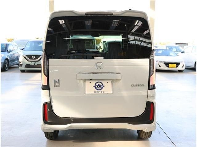 HONDA N BOX CUSTOM 2023 Image 31