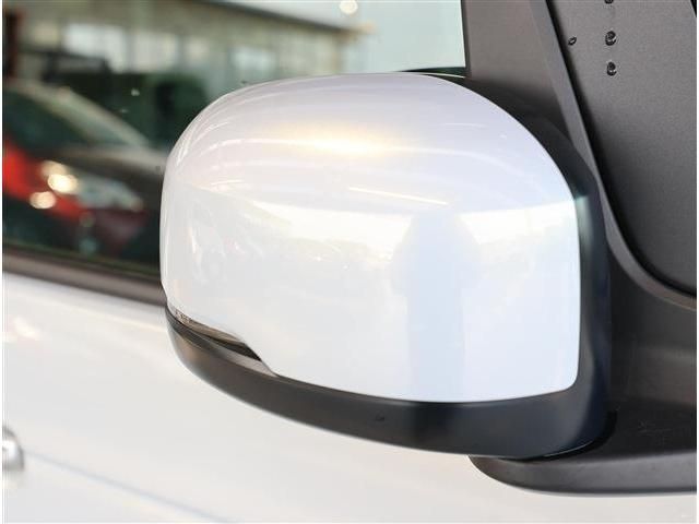 HONDA N BOX CUSTOM 2023 Image 31