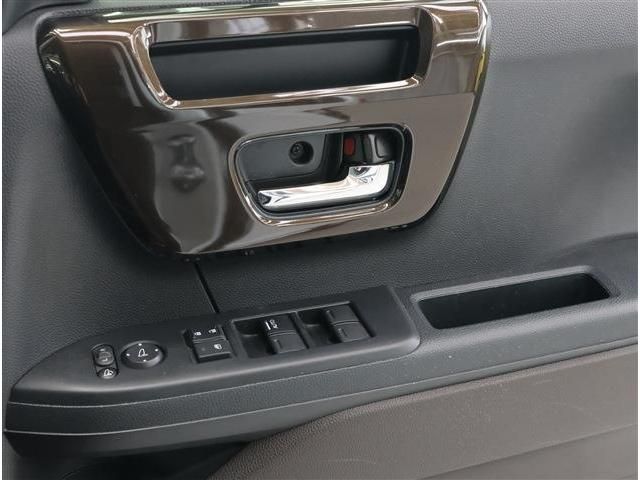 HONDA N BOX 2021 Image 31