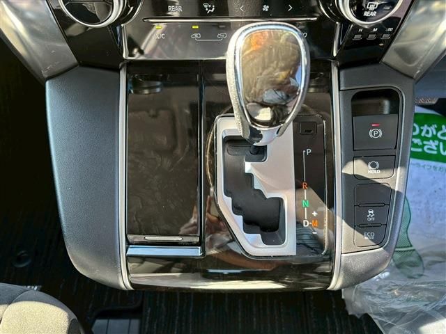 TOYOTA VELLFIRE 2015 Image 31