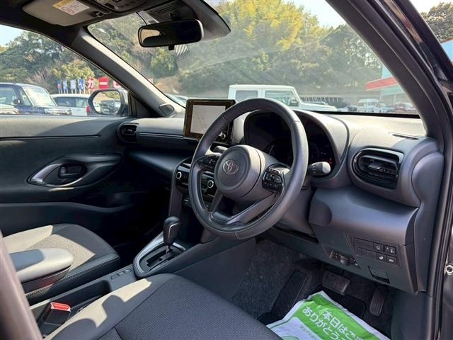 TOYOTA YARIS CROSS 2025 Image 31