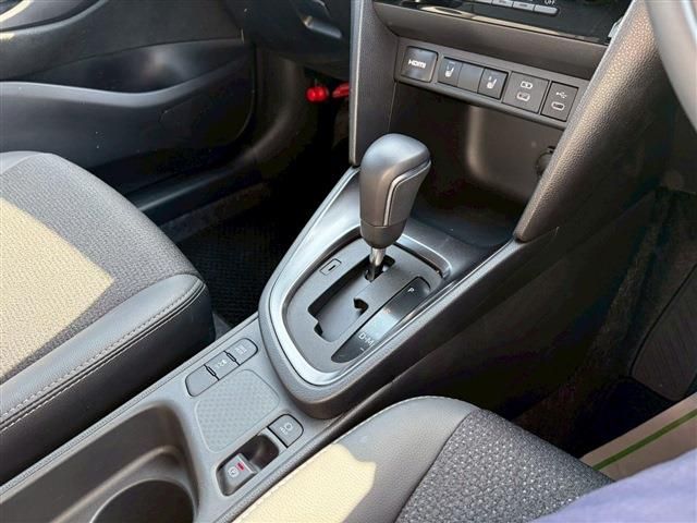 TOYOTA YARIS CROSS 2025 Image 31