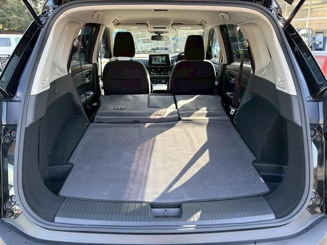 NISSAN X-TRAIL HYBRID 4WD 2023 Image 31