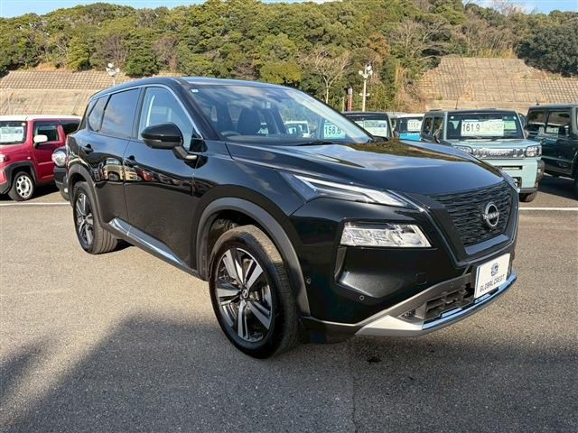 NISSAN X-TRAIL HYBRID 4WD 2025 Image 31