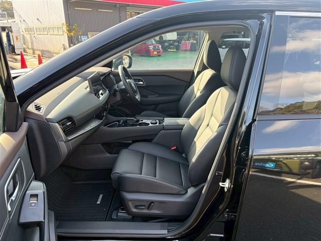 NISSAN X-TRAIL HYBRID 4WD 2025 Image 31