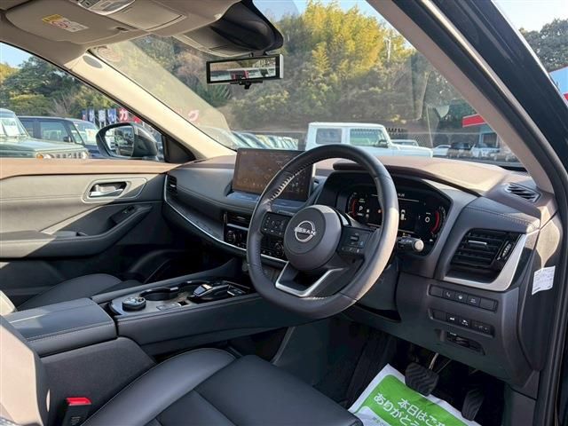 NISSAN X-TRAIL HYBRID 4WD 2025 Image 31