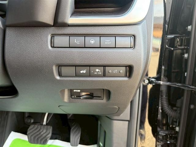 NISSAN X-TRAIL HYBRID 4WD 2025 Image 31