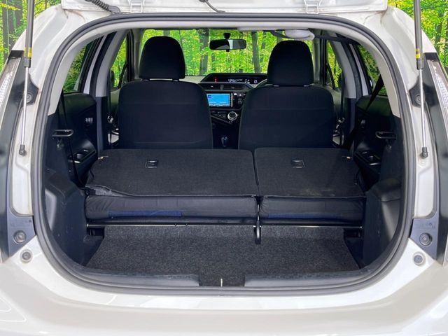 TOYOTA AQUA 2015 Image 31