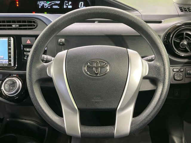 TOYOTA AQUA 2015 Image 31