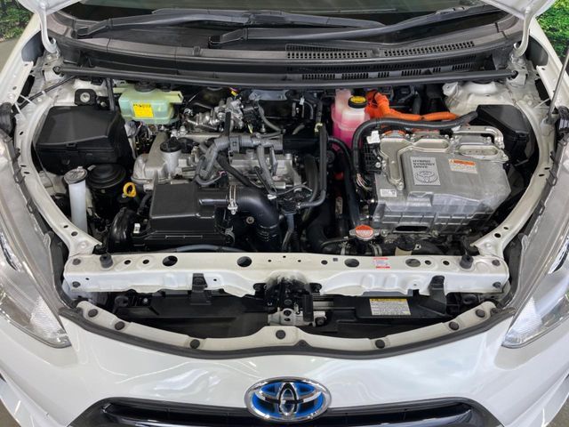 TOYOTA AQUA 2015 Image 31