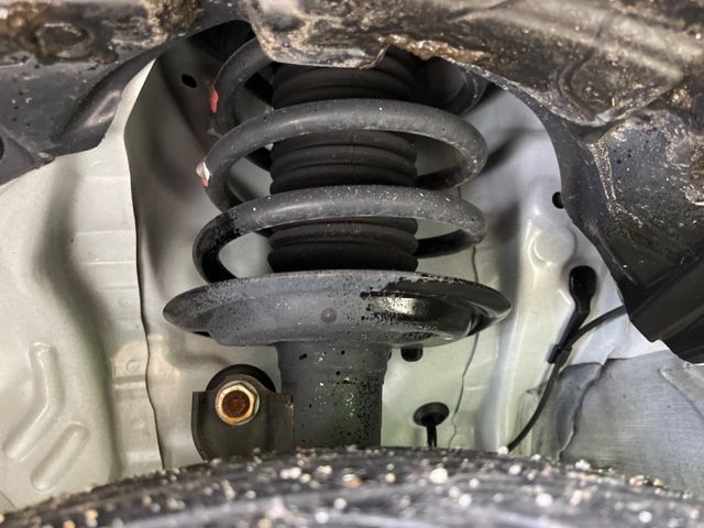 TOYOTA AQUA 2015 Image 31