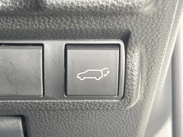 TOYOTA COROLLA CROSS HYBRID 2023 Image 31