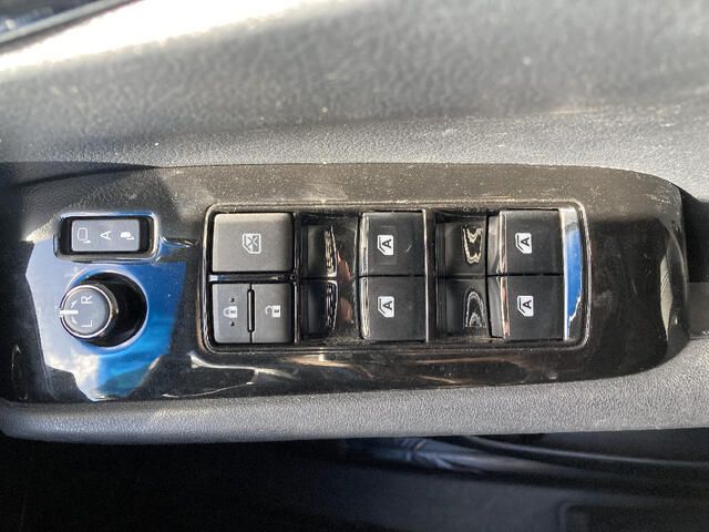 TOYOTA VELLFIRE 4WD 2017 Image 31