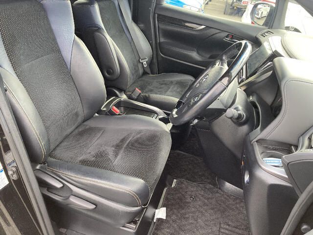 TOYOTA VELLFIRE 4WD 2017 Image 31