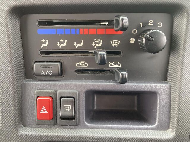 SUBARU SAMBAR VAN 4WD 2010 Image 31