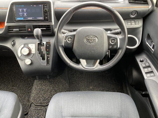 TOYOTA SIENTA 4WD 2015 Image 31
