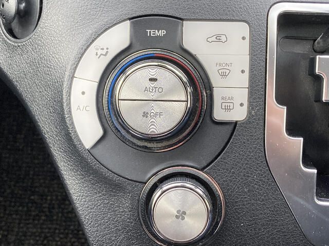 TOYOTA SIENTA 4WD 2015 Image 31