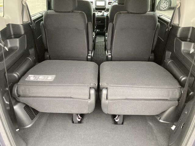 HONDA FREED HYBRID 4WD 2023 Image 31