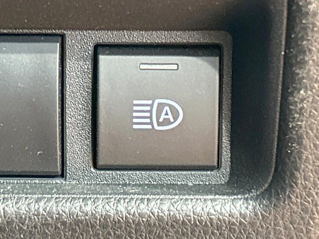 TOYOTA SIENTA HYBRID 2023 Image 31