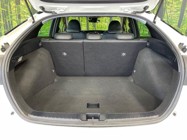 TOYOTA PRIUS 2019 Image 31