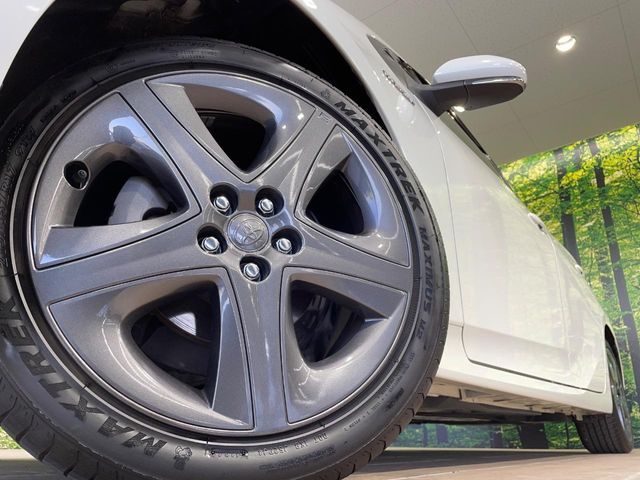 TOYOTA PRIUS 2019 Image 31