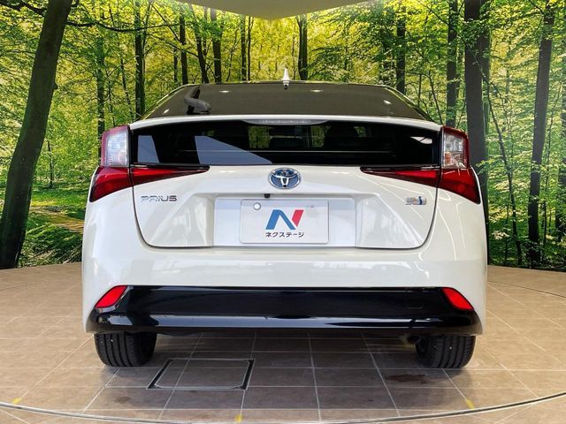 TOYOTA PRIUS 2019 Image 31