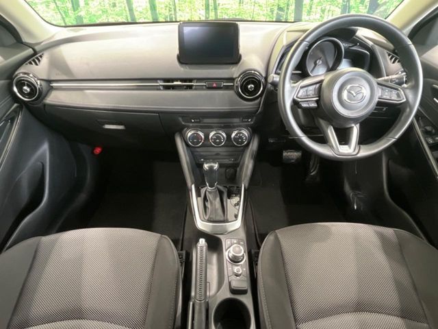 MAZDA DEMIO 2017 Image 31