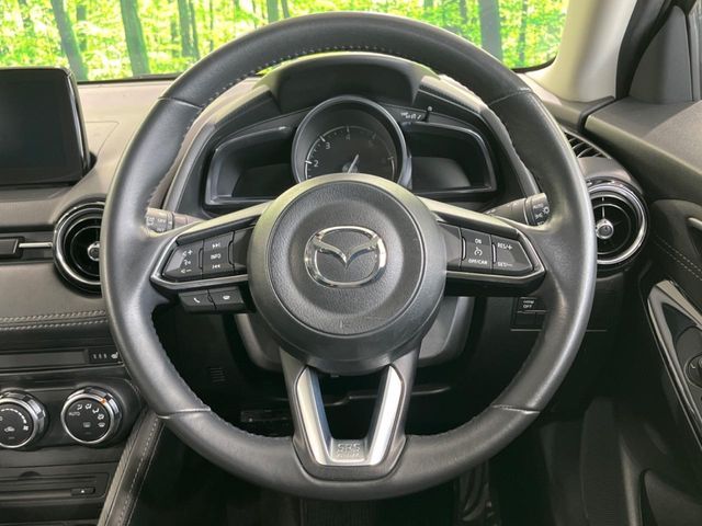 MAZDA DEMIO 2017 Image 31