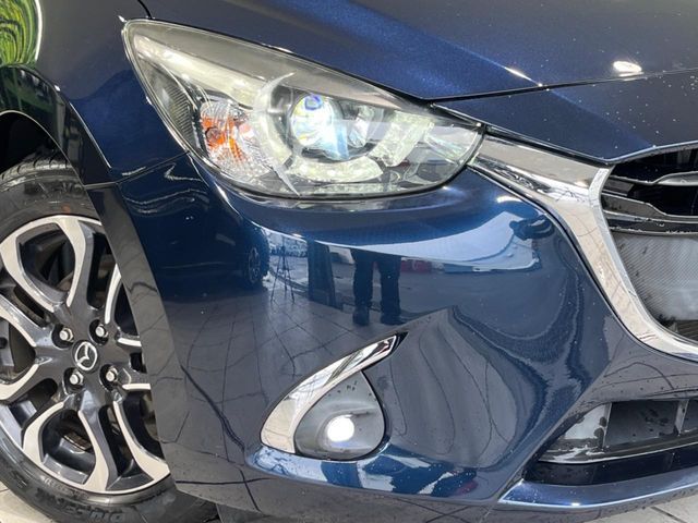 MAZDA DEMIO 2017 Image 31