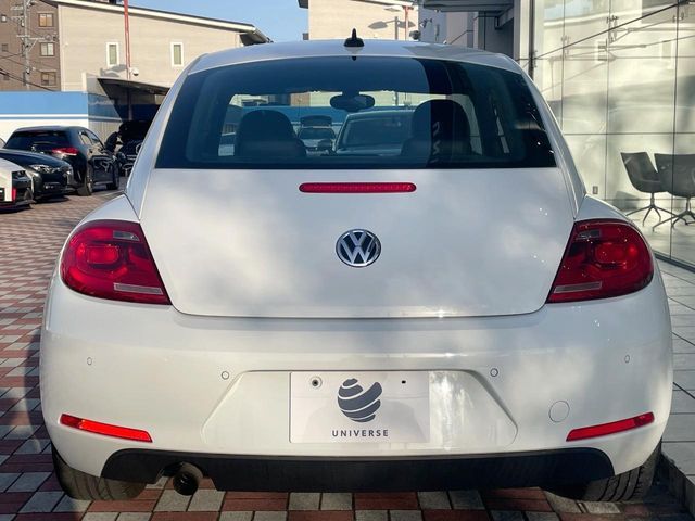 VOLKSWAGEN THE BEETL 2015 Image 31