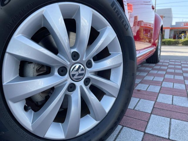 VOLKSWAGEN THE BEETL 2015 Image 31